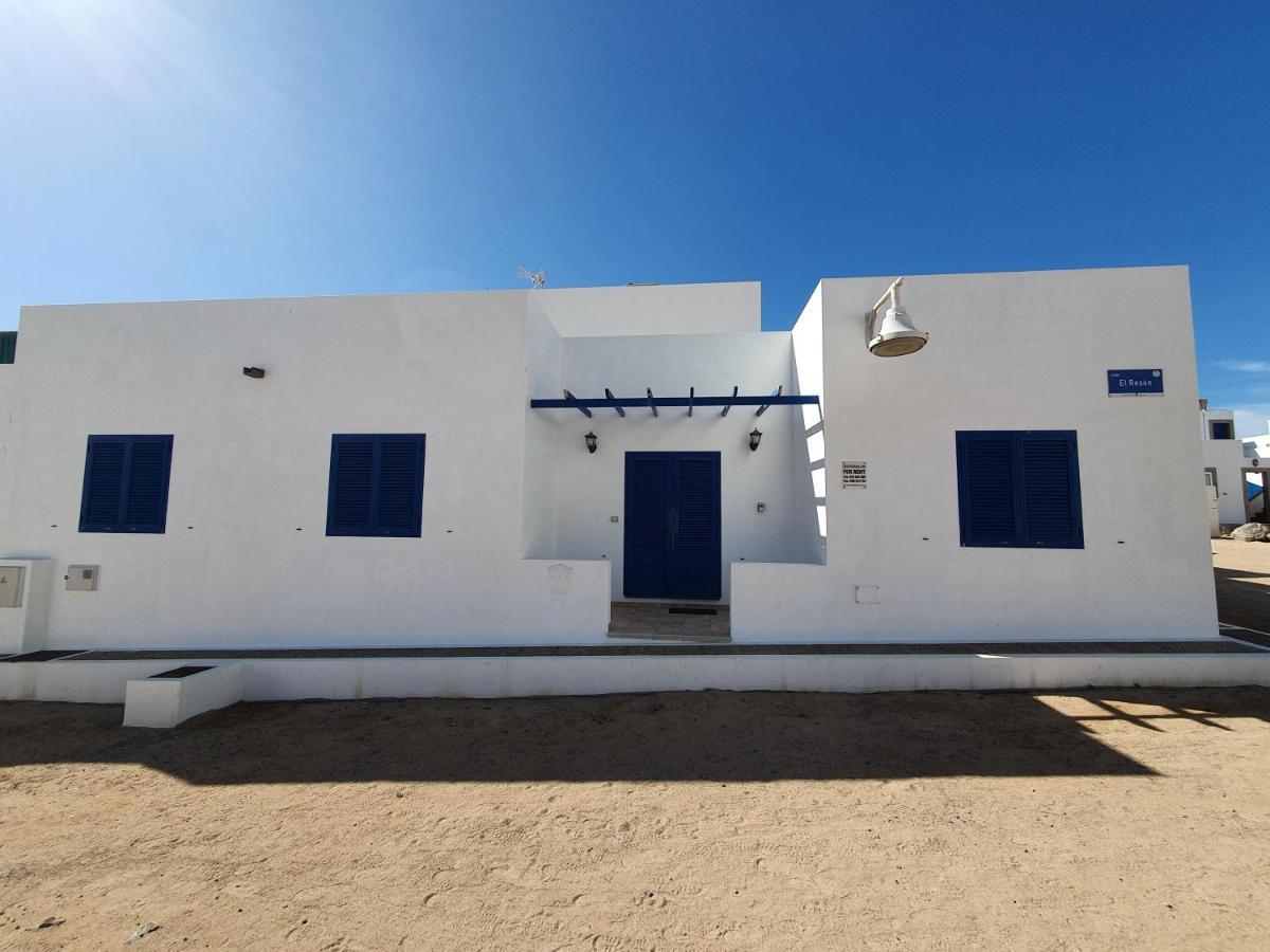Apartamentos Graciosamar Caleta de Sebo Eksteriør bilde