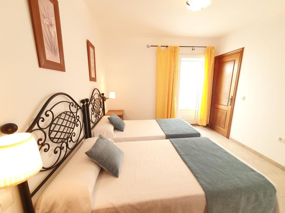Apartamentos Graciosamar Caleta de Sebo Eksteriør bilde